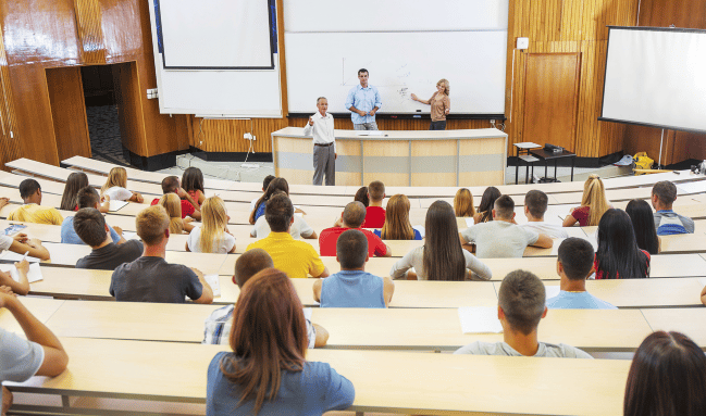 访谈35位美国大学教授，中国留学生最需提高的3大核心技能